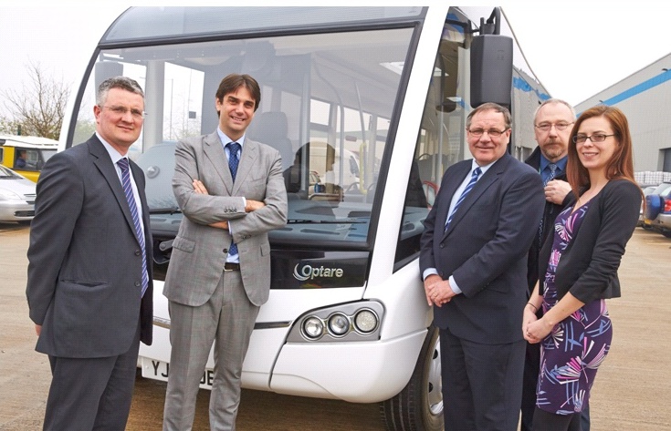 Metro chairman visits bus manufacturer after £3/4m agreement for new accessbus vehicles
